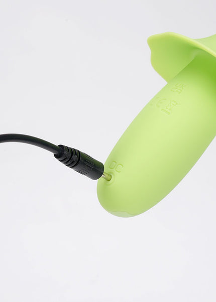 Maia SIENNA - Green - Green 15.2 cm USB Rechargeable Fluttering Bullet