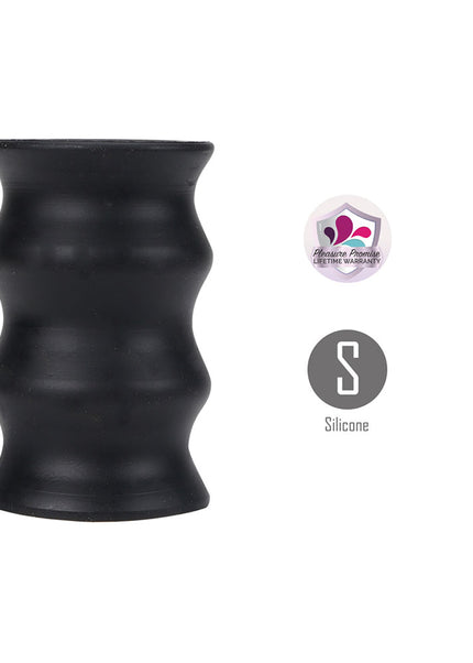 Maia ELI - Black 10 cm Stroker Sleeve