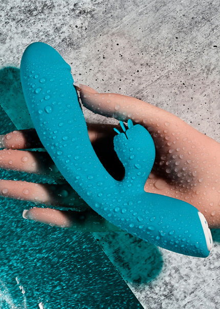 Evolved FIERCE FLICKER - Blue 19.5 cm USB Rechargeable Rabbit Flicker Vibrator