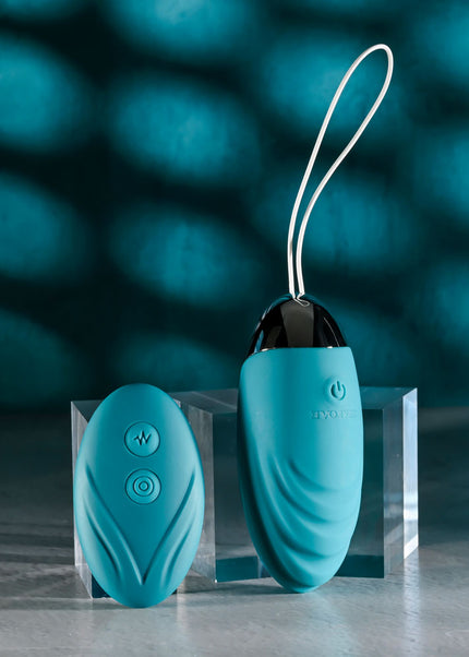 Evolved OVAL OFFICE - Green 8.5 cm USB Rechargeable Wireless Egg with Remote Control