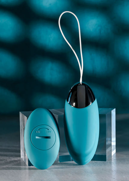 Evolved OVAL OFFICE - Green 8.5 cm USB Rechargeable Wireless Egg with Remote Control