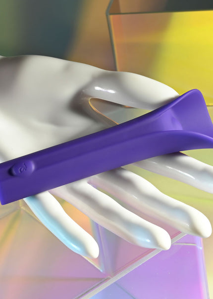 Evolved FULL COVERAGE - Purple 11.9 cm USB Rechargeable Bullet