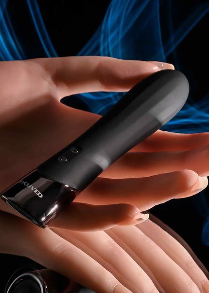 Evolved BACK IN BLACK - Black 11.9 cm USB Rechargeable Bullet