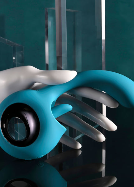 Evolved HOW MANY LICKS - Blue 17.8 cm USB Rechargeable Vibrator with Flicking Stimulator