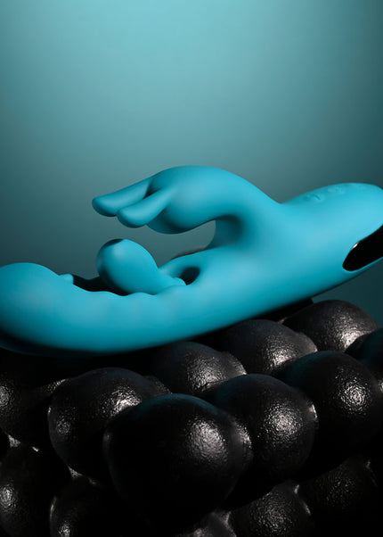 Evolved BUNNY TAPPER - Blue 20 cm USB Rechargeable Rabbit Vibrator with Flicking Shaft