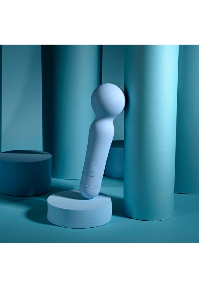 Evolved IRIS - Blue 18.3 cm USB Rechargeable Massage Wand