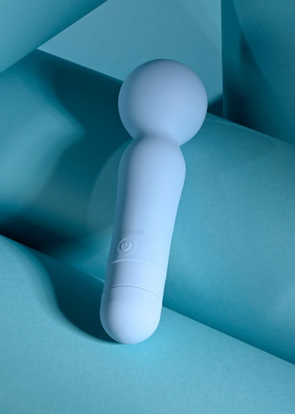 Evolved IRIS - Blue 18.3 cm USB Rechargeable Massage Wand