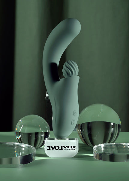 Evolved SPIRAL CHARM - Green 18 cm USB Rechargeable Rabbit Vibrator