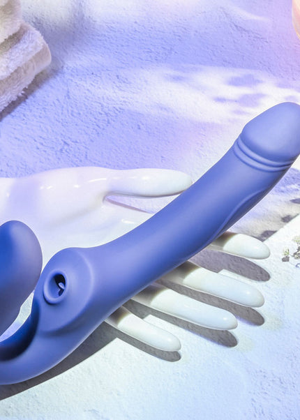 Evolved 2 BECOME 1 - Purple 23.5 cm USB Rechargeable Strapless Strap-On with Remote