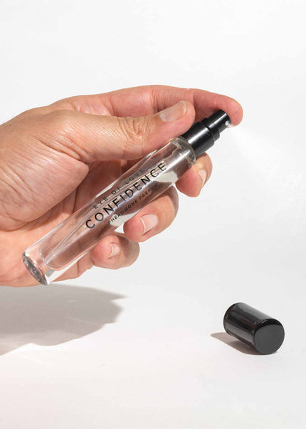 Eye Of Love Confidence Pheromone Cologne - 10 ml - Citrus Musk Scented Pheromone Cologne for Men to attract Women - 10 ml Spray