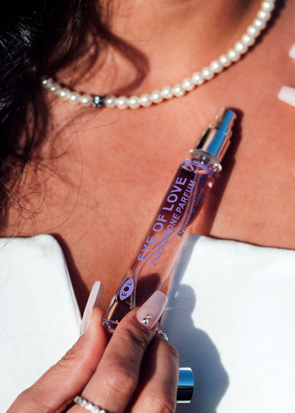 Eye Of Love Morning Glow Pheromone Perfume - 10 ml - Energising Pheromone Perfume for Women to attract Men - 10 ml Spray