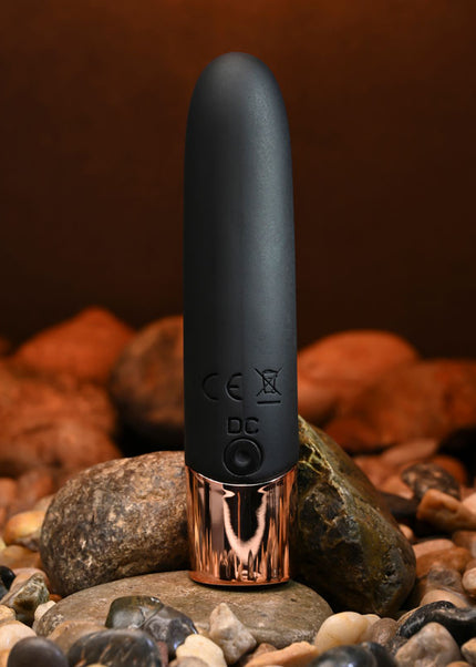 Gender X THE GOLD STANDARD - Black/Rose Gold 10 cm USB Rechargeable Bullet