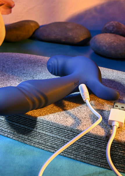 Gender X TRUE BLUE - Blue 13.5 cm USB Rechargeable Thrusting Prostate Massager
