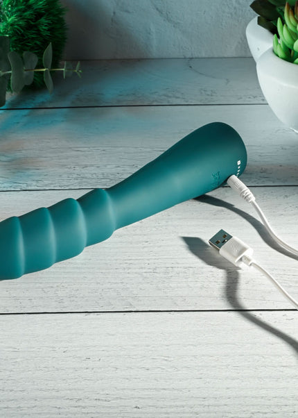 Gender X SCORPION - Green 21.2 cm USB Rechargeable Vibrator