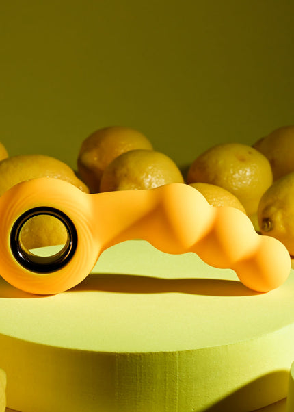Gender X BUMBLE - Yellow 14.9 cm USB Rechargeable Butt Plug