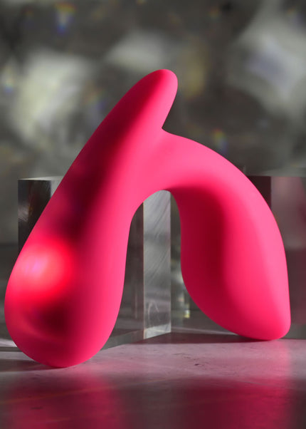 Gender X ALL ABOUT THE BASS - Pink USB Rechargeable Wearable Vibrator with Wireless Remote