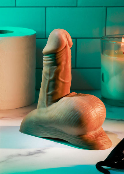 Gender X STAND TO PEE - Dark - Brown Realistic Stand-To-Pee Funnel