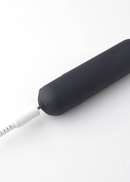 Maia Jagger - Black USB Rechargeable Vibrating Cock & Ball Ring
