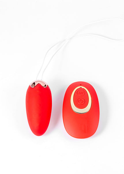Maia SHORTCAKE - Red USB Rechargeable Vibrating Egg with Wireless Remote