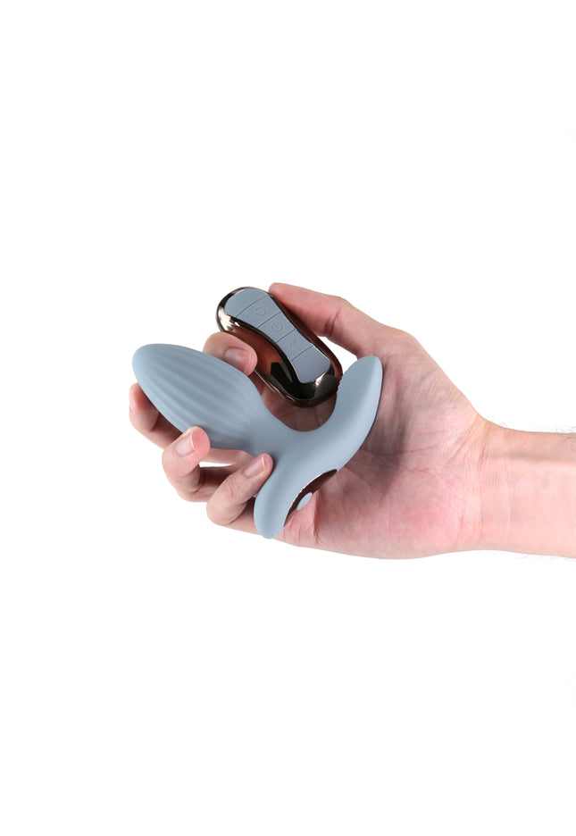 Renegade Summit - Grey - Grey 10.2 cm USB Rechargeable Vibrating Butt Plug with Remote