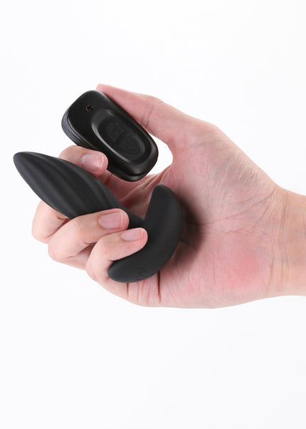 Renegade Flash - Black - Black 10.3 cm USB Rechargeable Vibrating Butt Plug