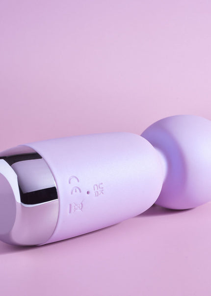 Playboy Pleasure ROYAL MINI - Lilac 12.5 cm USB Rechargeable Mini Wand Vibrator