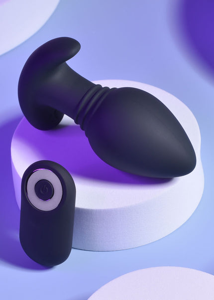 Playboy Pleasure PLUG & PLAY - Black 10.3 cm USB Rechargeable Vibrating Butt Plug with Wireless Remote