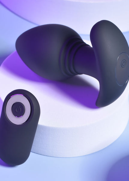 Playboy Pleasure PLUG & PLAY - Black 10.3 cm USB Rechargeable Vibrating Butt Plug with Wireless Remote