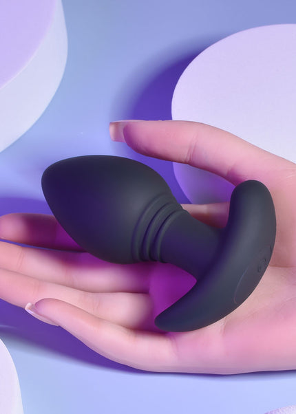 Playboy Pleasure PLUG & PLAY - Black 10.3 cm USB Rechargeable Vibrating Butt Plug with Wireless Remote