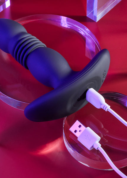 Playboy Pleasure TRUST THE THRUST - Black 13.7 cm USB Rechargeable Thrusting Butt Plug with Wireless Remote