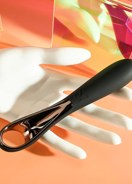 Playboy Pleasure OLLO - Black 14.6 cm USB Rechargeable Vibrator