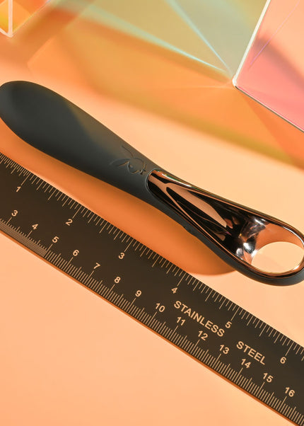 Playboy Pleasure OLLO - Black 14.6 cm USB Rechargeable Vibrator