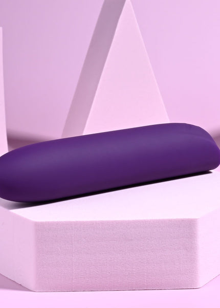 Playboy Pleasure ONE & ONLY - Purple 12 cm USB Rechargeable Bullet