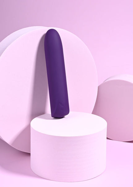 Playboy Pleasure ONE & ONLY - Purple 12 cm USB Rechargeable Bullet