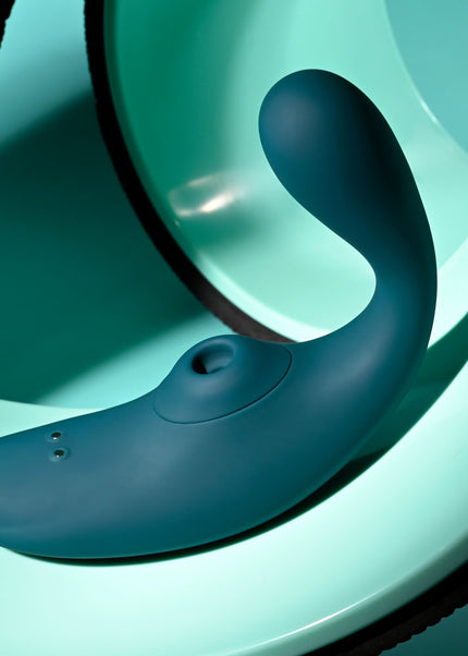 Playboy Pleasure CHARMER - Blue USB Rechargeable Vibrator with Clitoral Suction