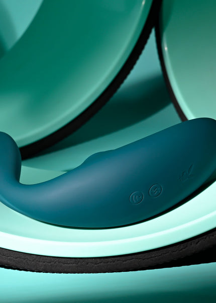 Playboy Pleasure CHARMER - Blue USB Rechargeable Vibrator with Clitoral Suction