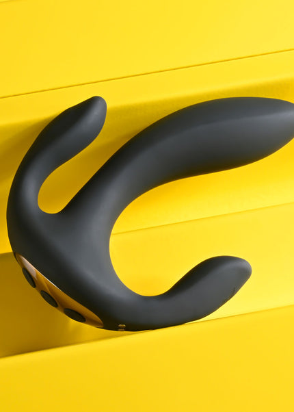 Playboy Pleasure TRIPLE THREAT - Black USB Rechargeable Triple Probe Vibrator
