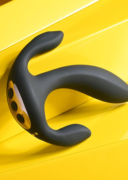 Playboy Pleasure TRIPLE THREAT - Black USB Rechargeable Triple Probe Vibrator