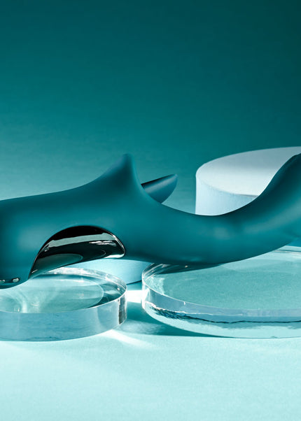 Playboy Pleasure HARMONY - Blue 22.9 cm USB Rechargeable Vibrator with Clitoral Flicker