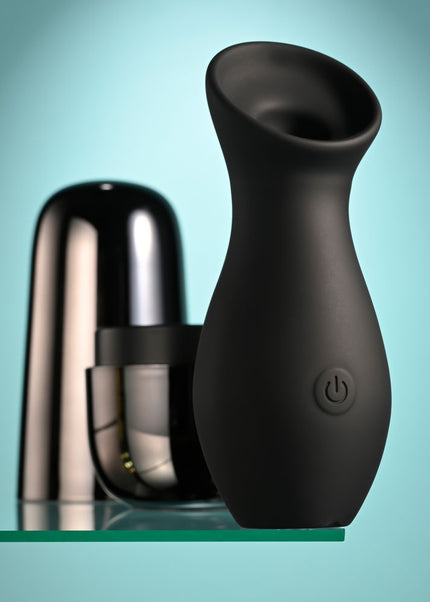 Playboy Pleasure THE JET SET - SUCKER - Black 10.3 cm Sucking Stimulator with Rechargeable Charging Case