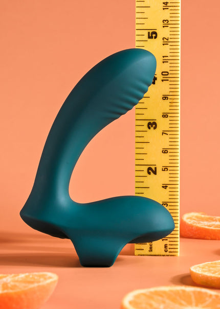 Playboy Pleasure WRAPPED AROUND YOUR FINGER - Green USB Rechargeable Finger Stimulator