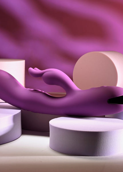 Playboy Pleasure BUSY BUNNY - Purple 22.6 cm USB Rechargeable Rabbit Vibrator with Tapping Shaft