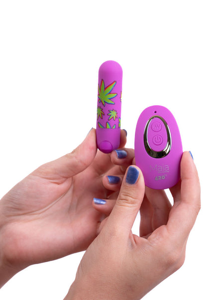 Maia JESSI 420 Remote - Purple 7.6 cm USB Rechargeable Bullet with Wireless Remote