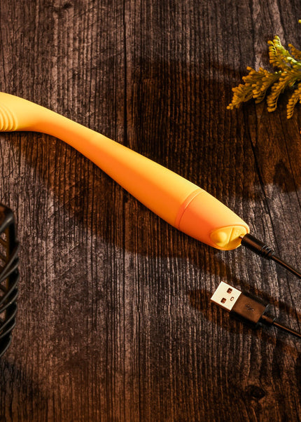 Selopa LEMON SQUEEZE - Yellow 18.4 cm USB Rechargeable Vibrator