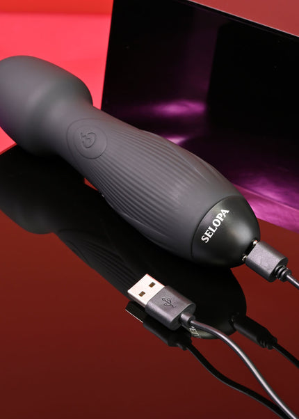 Selopa POWER TRIP - Black 18.8 cm USB Rechargeable Massage Wand
