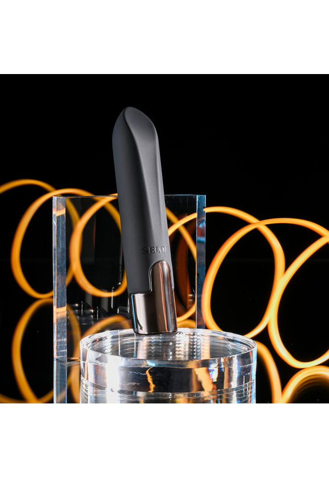 Selopa LITTLE BUDDY - Black 11.1 cm USB Rechargeable Vibrating Bullet