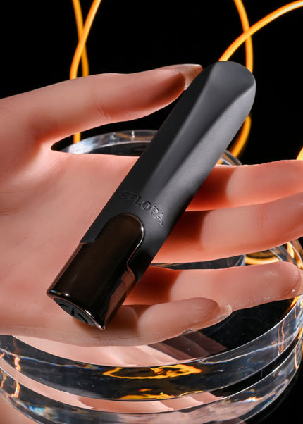 Selopa LITTLE BUDDY - Black 11.1 cm USB Rechargeable Vibrating Bullet