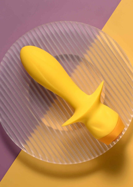 Selopa MELLOW YELLOW - Yellow 13.5 cm USB Rechargeable Vibrating Anal Plug