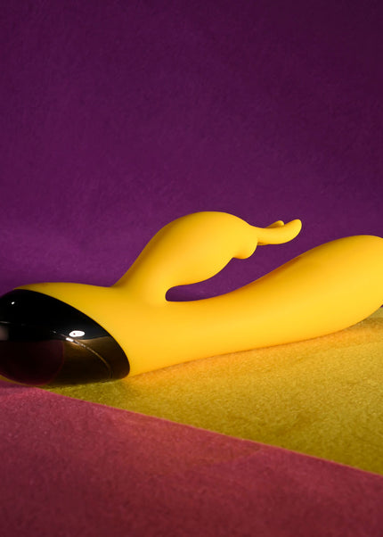 Selopa BUZZZ BUNNY - Yellow 19.7 cm USB Rechargeable Rabbit Vibrator