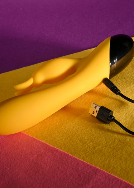 Selopa BUZZZ BUNNY - Yellow 19.7 cm USB Rechargeable Rabbit Vibrator